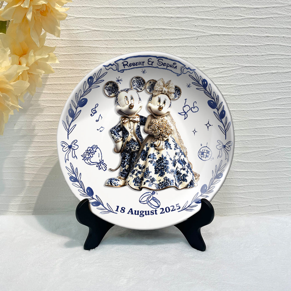 Newlyweds - Personalized Mouse Ceramic Round Plate