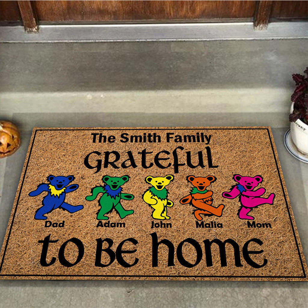 Grateful To Be Home - Personalized Family Doormat