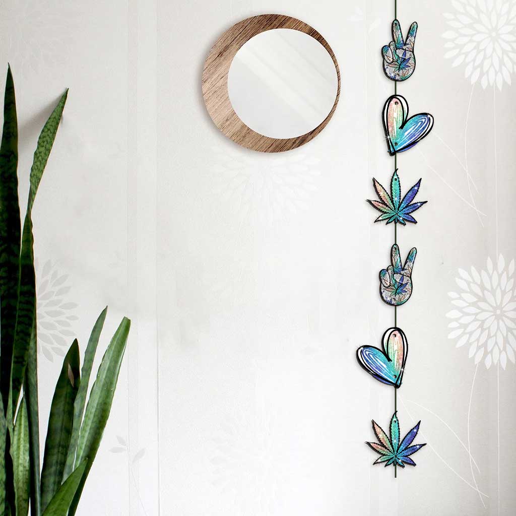 Peace Love Green Leaf - Weed 6 Pieces Garland