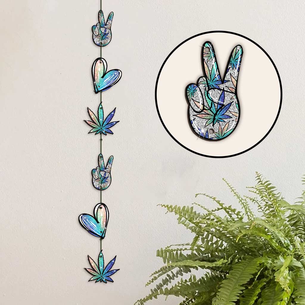 Peace Love Green Leaf - Weed 6 Pieces Garland