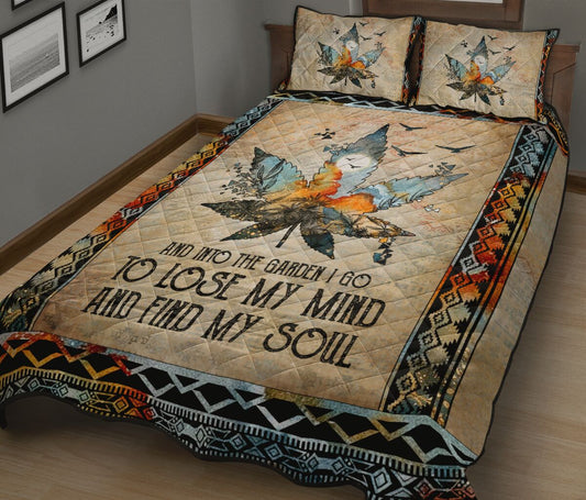 And Into The Garden I Go - Weed Quilt Set 0822