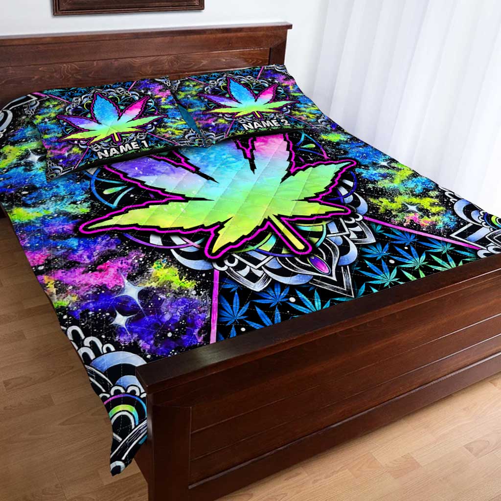 Psychedelic Leaves - Personalized Weed Quilt Set