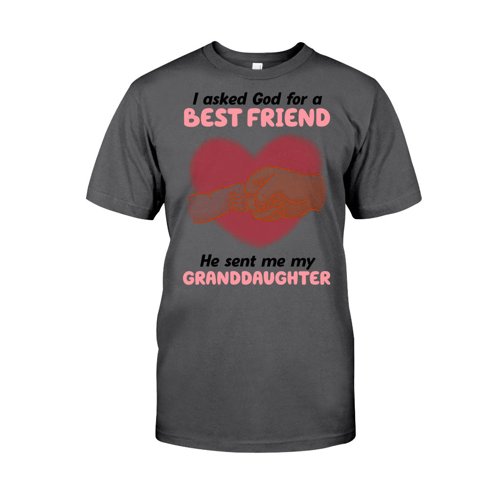 Hand In Hand Grandma And Grandkids - Personalized T-shirt and Hoodie