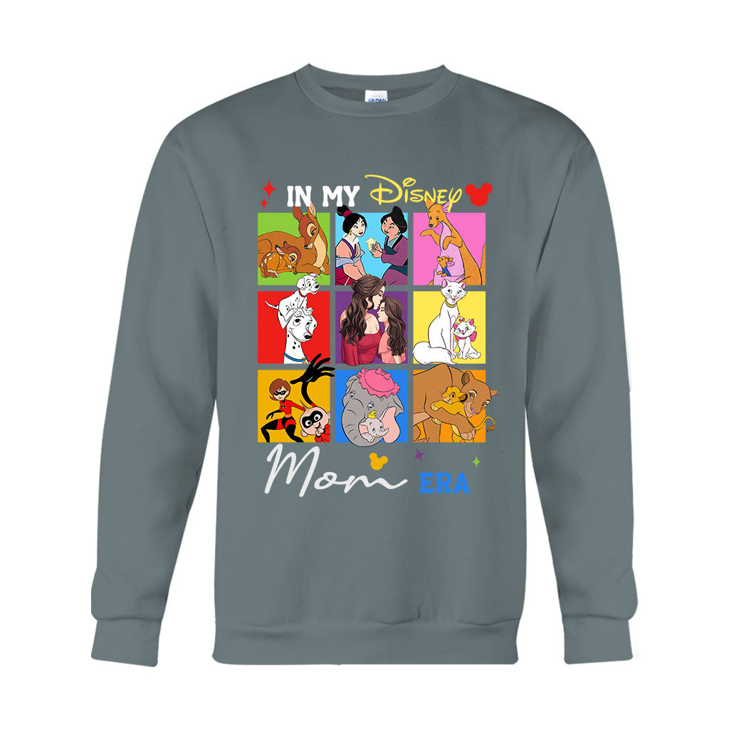 Wonderland Mom Era - Personalized Mouse T-shirt And Hoodie